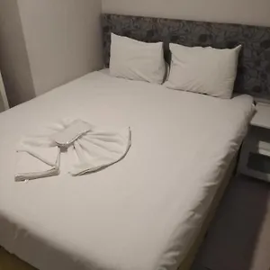 Aparthotel Adams