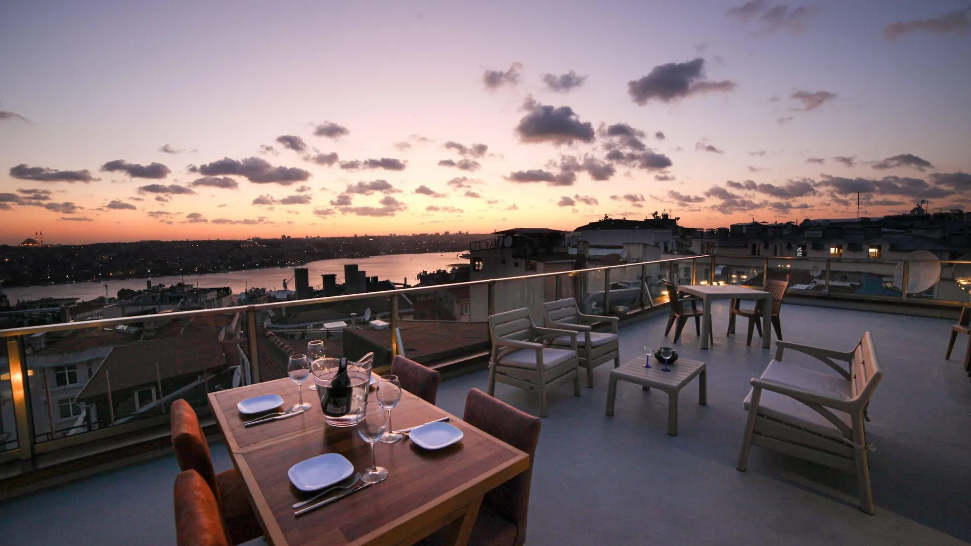 Medar Hotel Istanbul 4*,